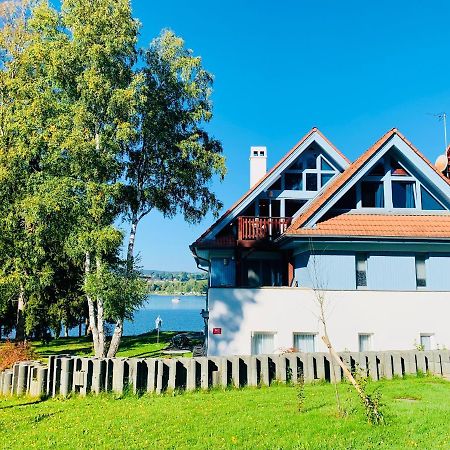 Riviera Lipno 502 Apartman 4Kk U Vody 伏尔塔瓦河畔利普诺 外观 照片