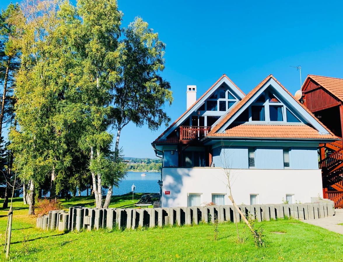 Riviera Lipno 502 Apartman 4Kk U Vody 伏尔塔瓦河畔利普诺 外观 照片
