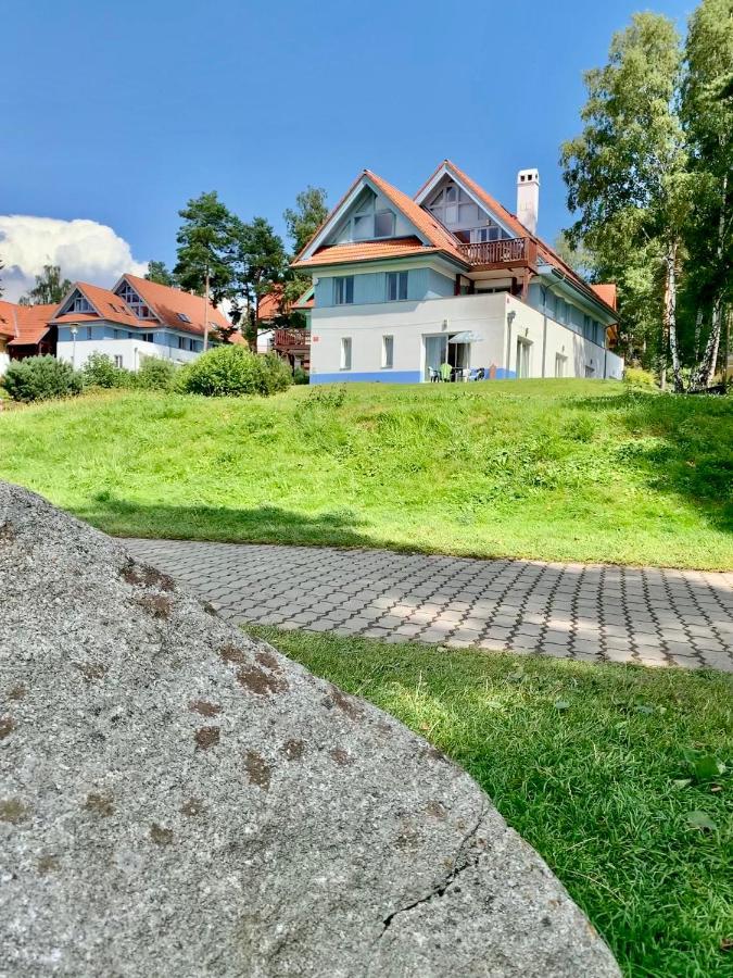 Riviera Lipno 502 Apartman 4Kk U Vody 伏尔塔瓦河畔利普诺 外观 照片